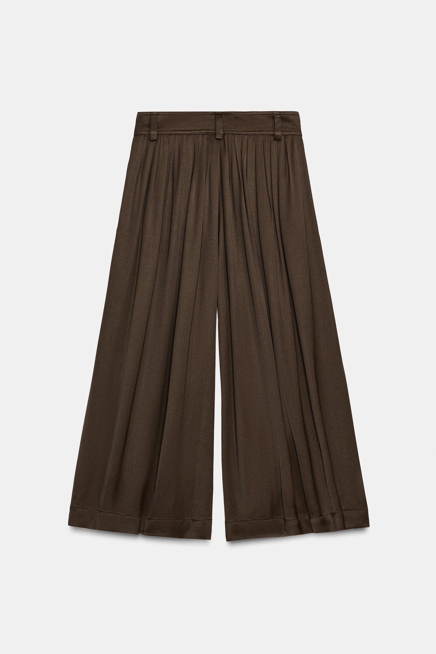 WIDE-LEG PLEATED TROUSERS