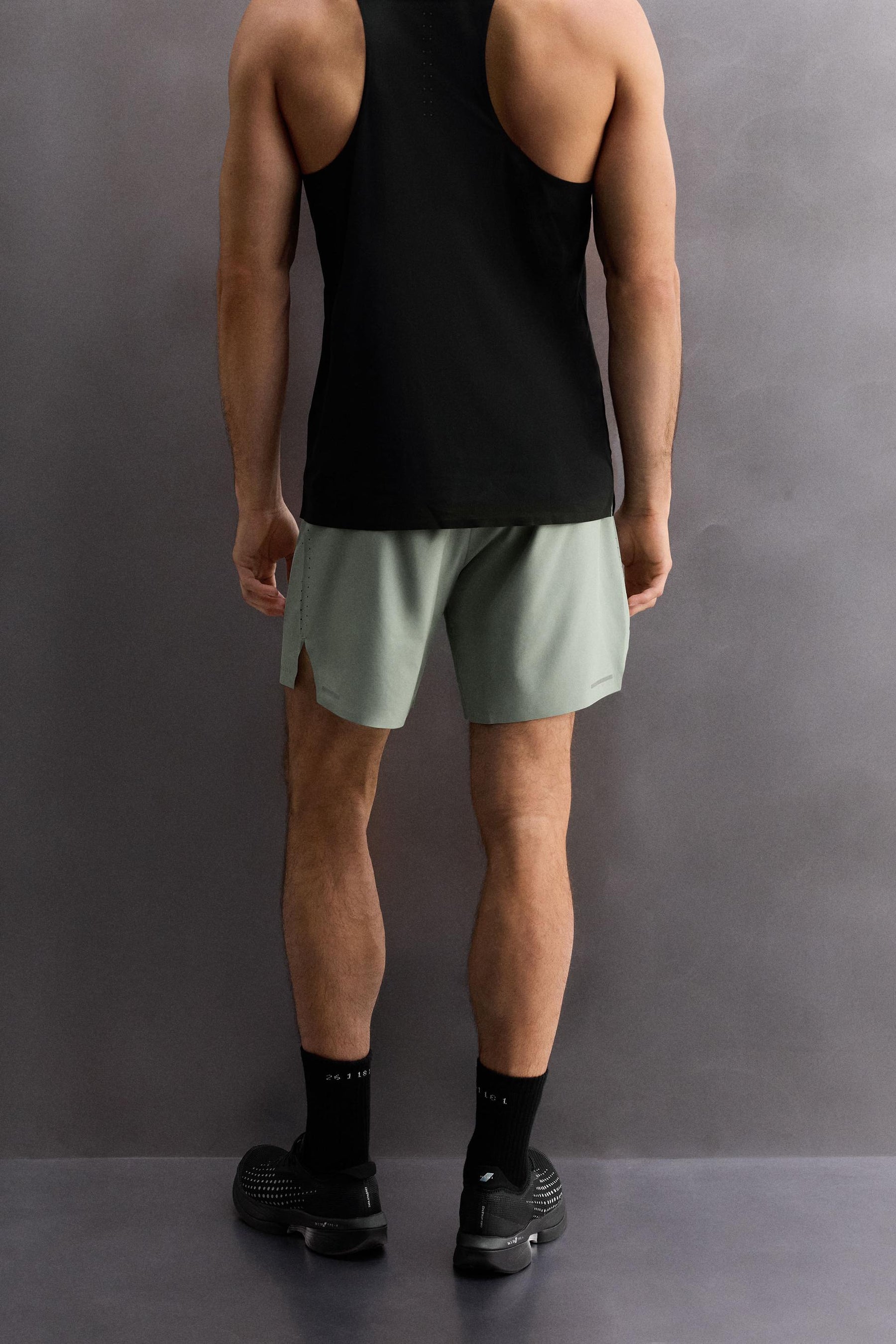 LIGHTWEIGHT PERFORATED SHORTS - Image 3