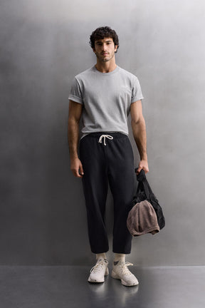 GRAPHIC PRINT TRAINING T-SHIRT - Image 1