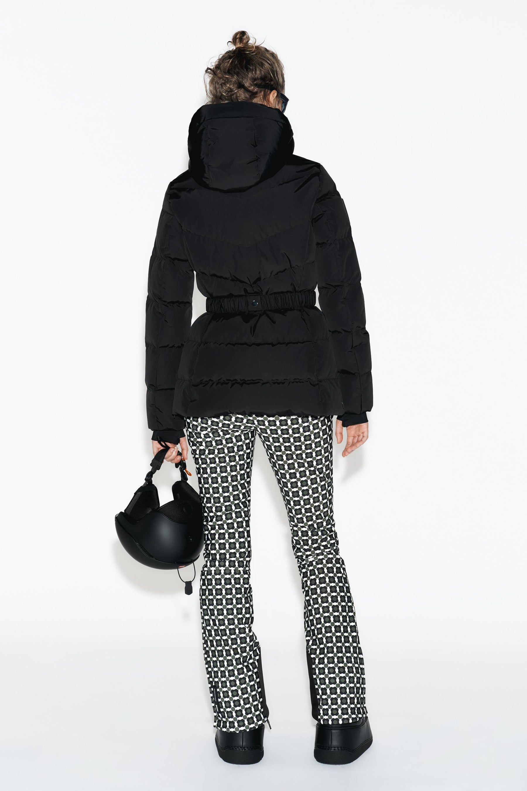 Water-resistant down puffer jacket