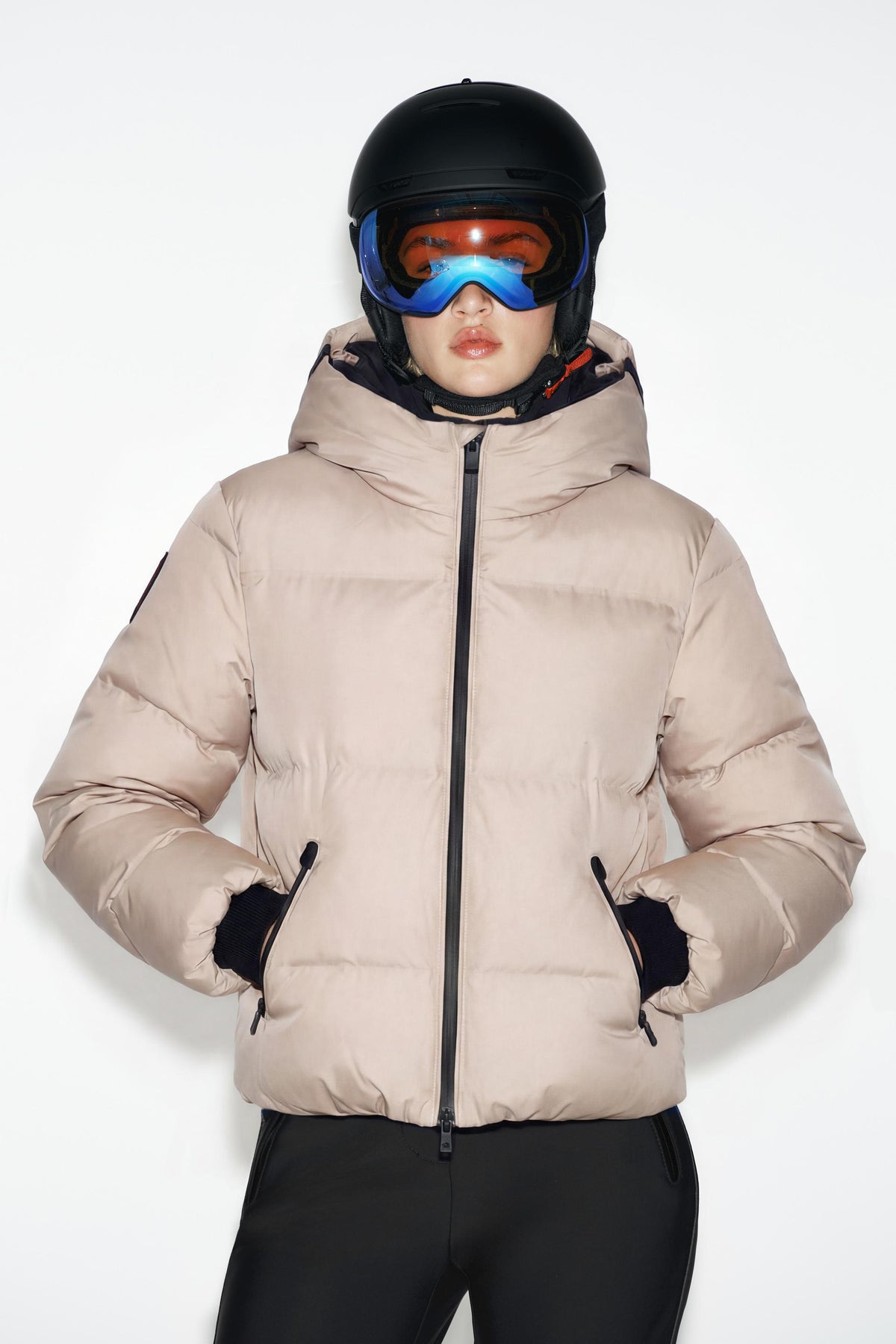 Water-resistant down jacket