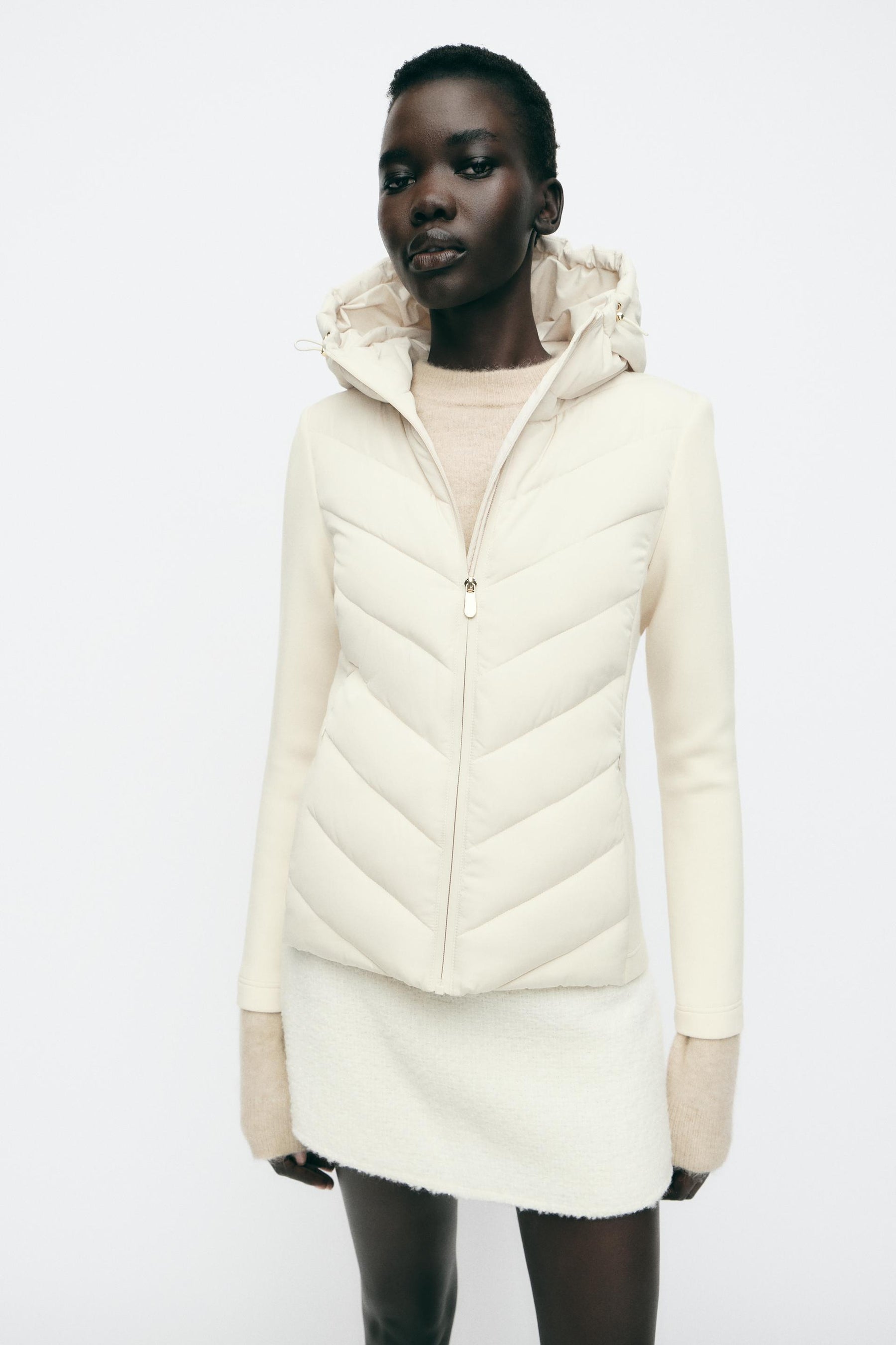 CONTRAST PUFFER COAT