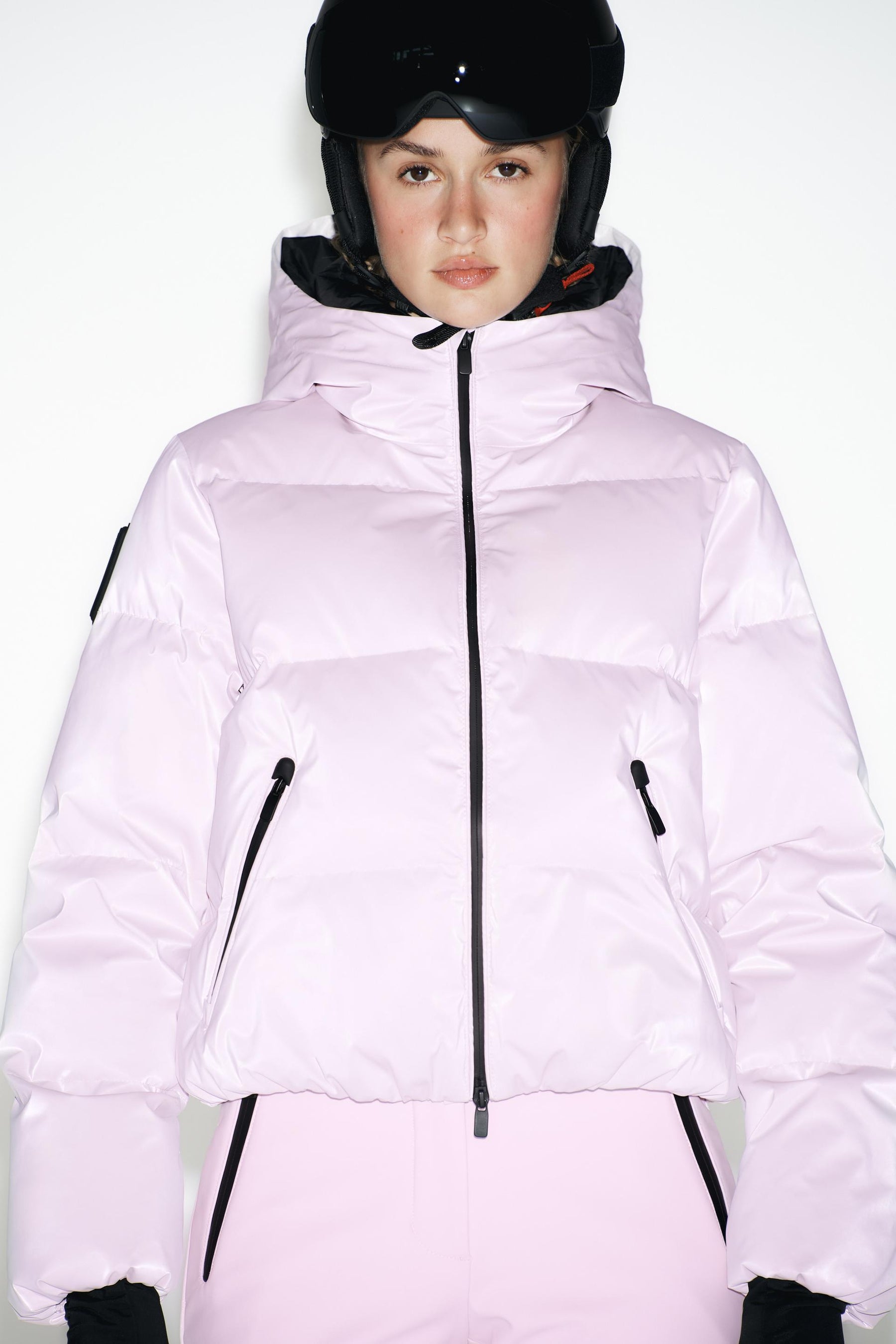 Water-resistant down jacket
