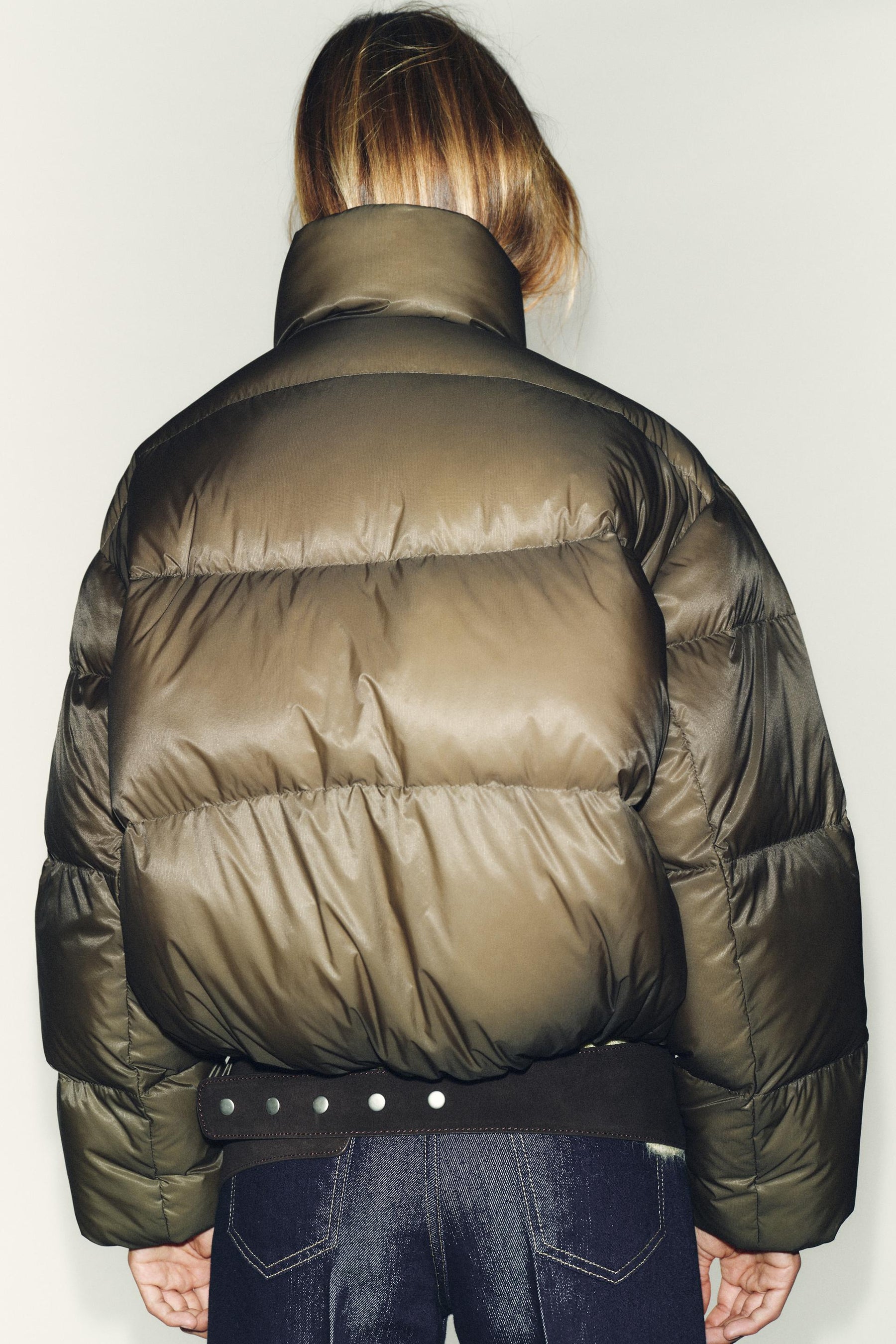 Water-repellent puffer jacket