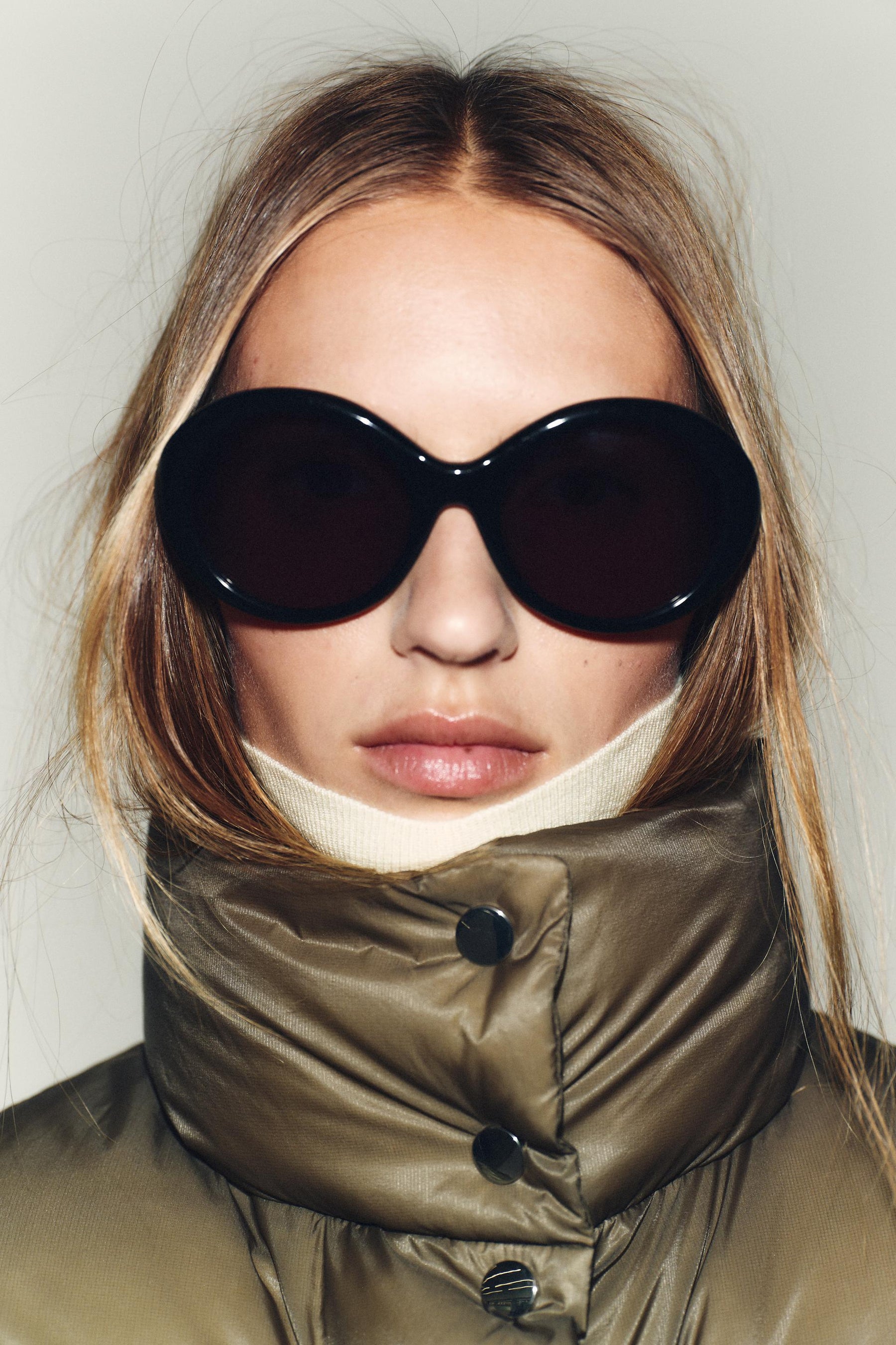 Water-repellent puffer jacket