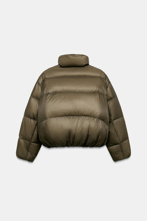 Water-repellent puffer jacket