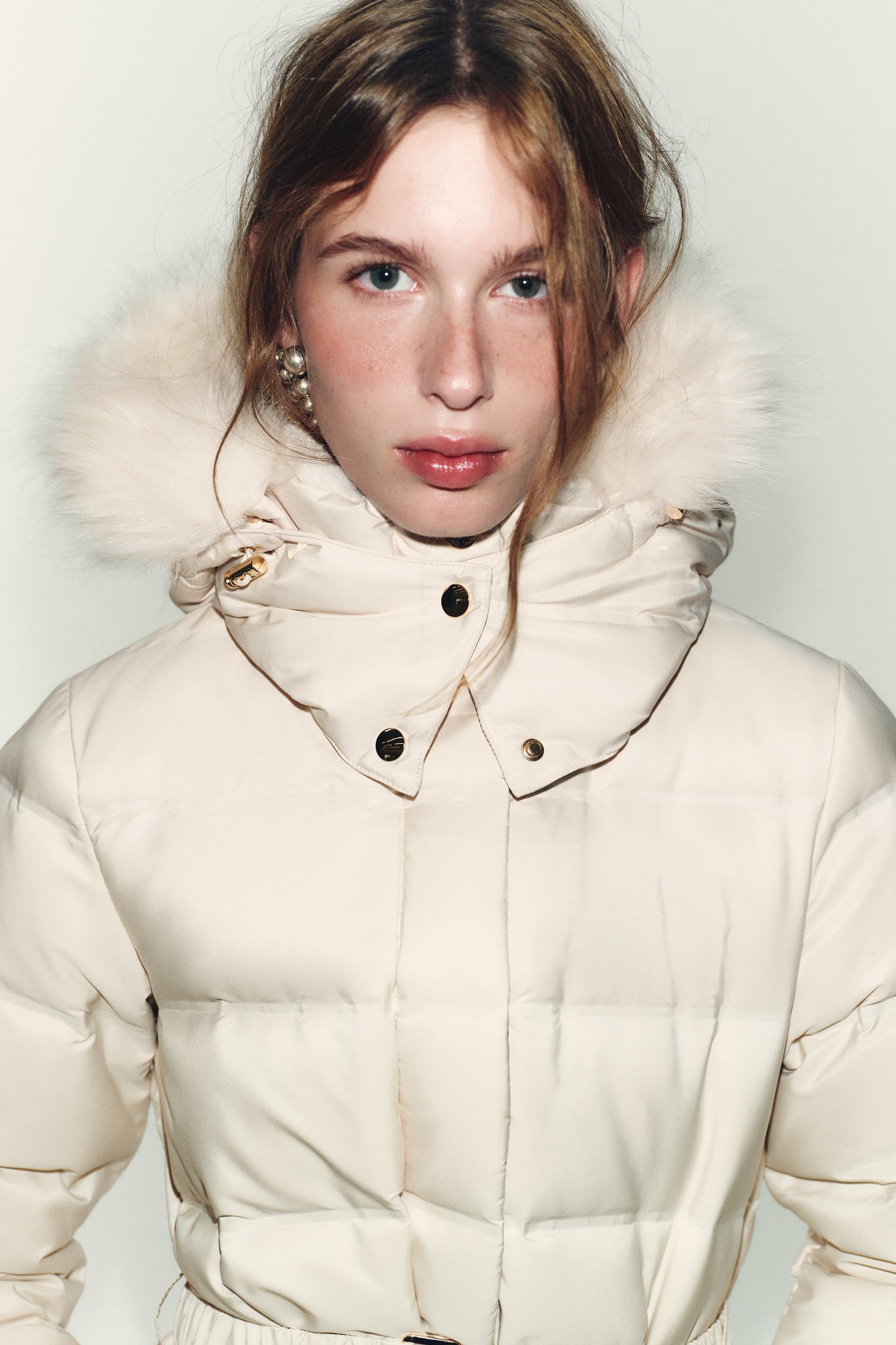 Hooded down puffer jacket