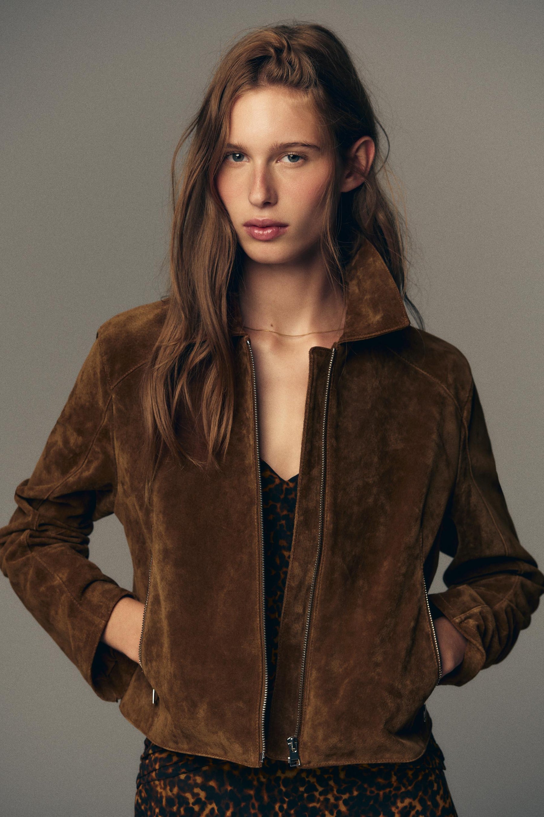 100% LEATHER SHORT JACKET - Image 1