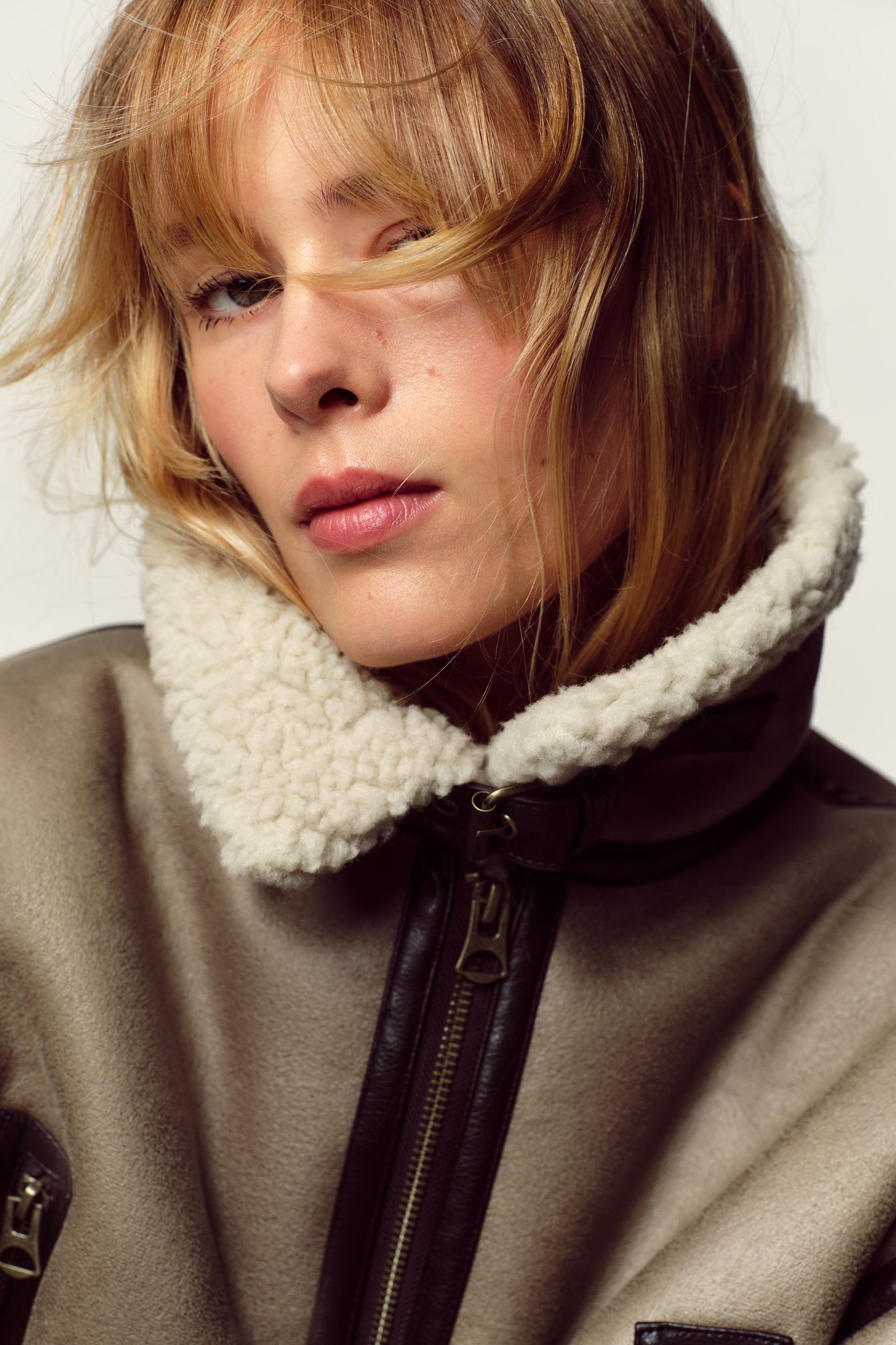 SHORT DOUBLE-FACED JACKET - Image 4