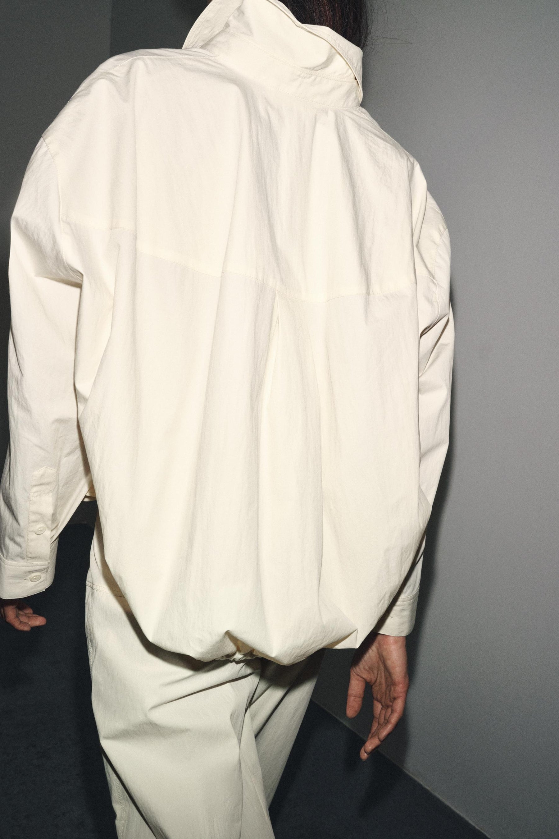 Trousers with Back Zip