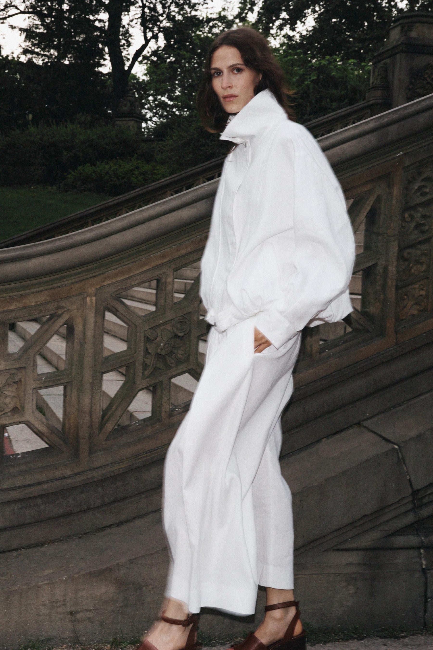 100% LINEN ZW COLLECTION BOMBER JACKET - Image 10