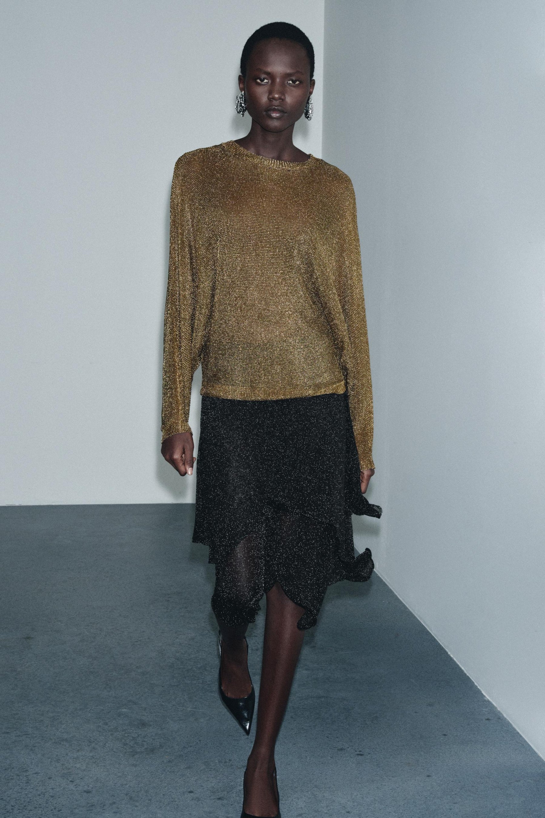METALLIC KNIT JUMPER