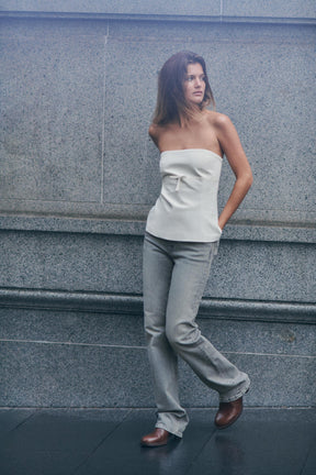 Straight High-Waist Jeans