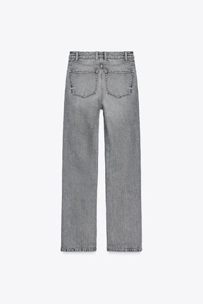 Straight High-Waist Jeans