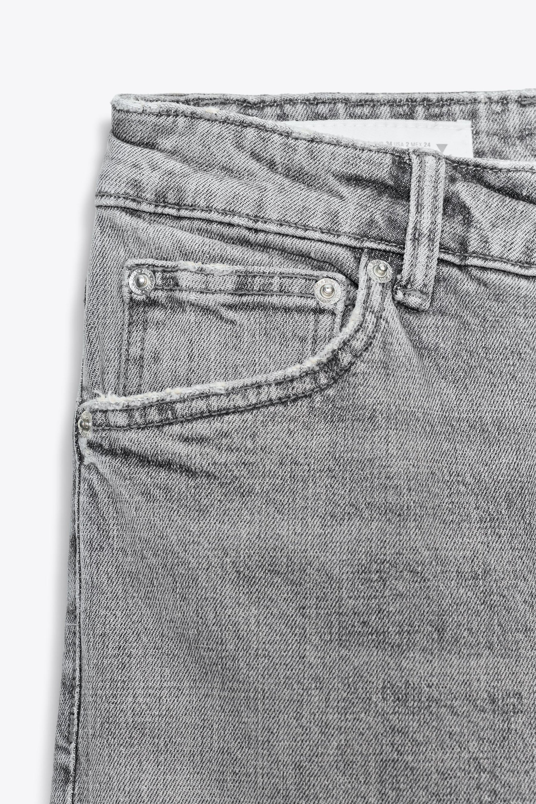 Straight High-Waist Jeans