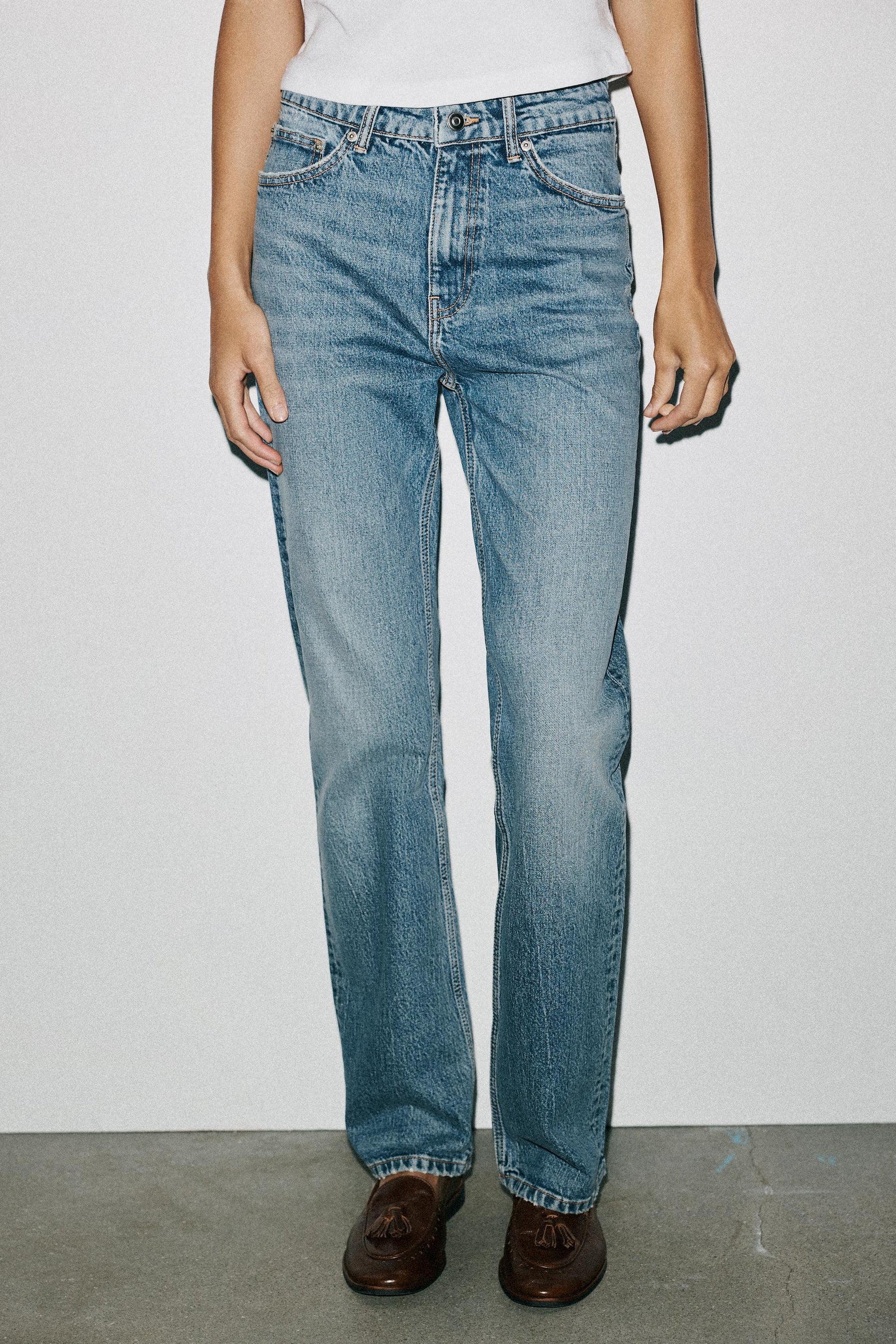 Straight High-Waist Jeans