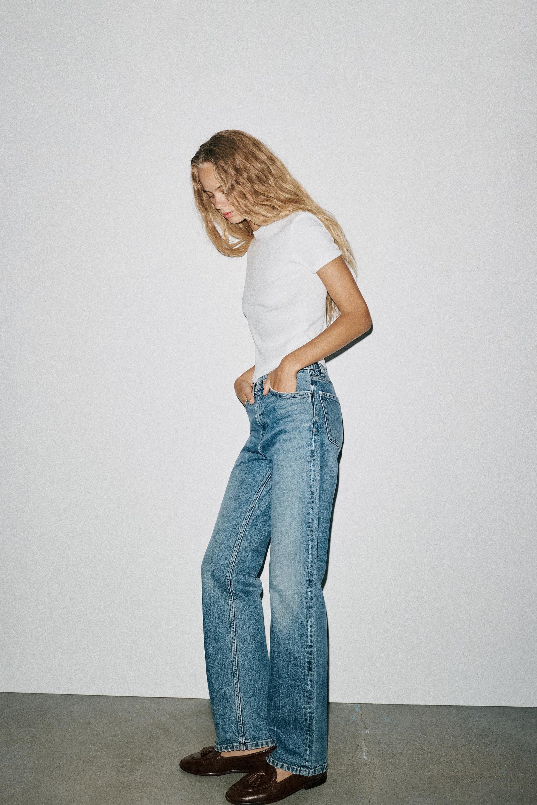 Straight High-Waist Jeans