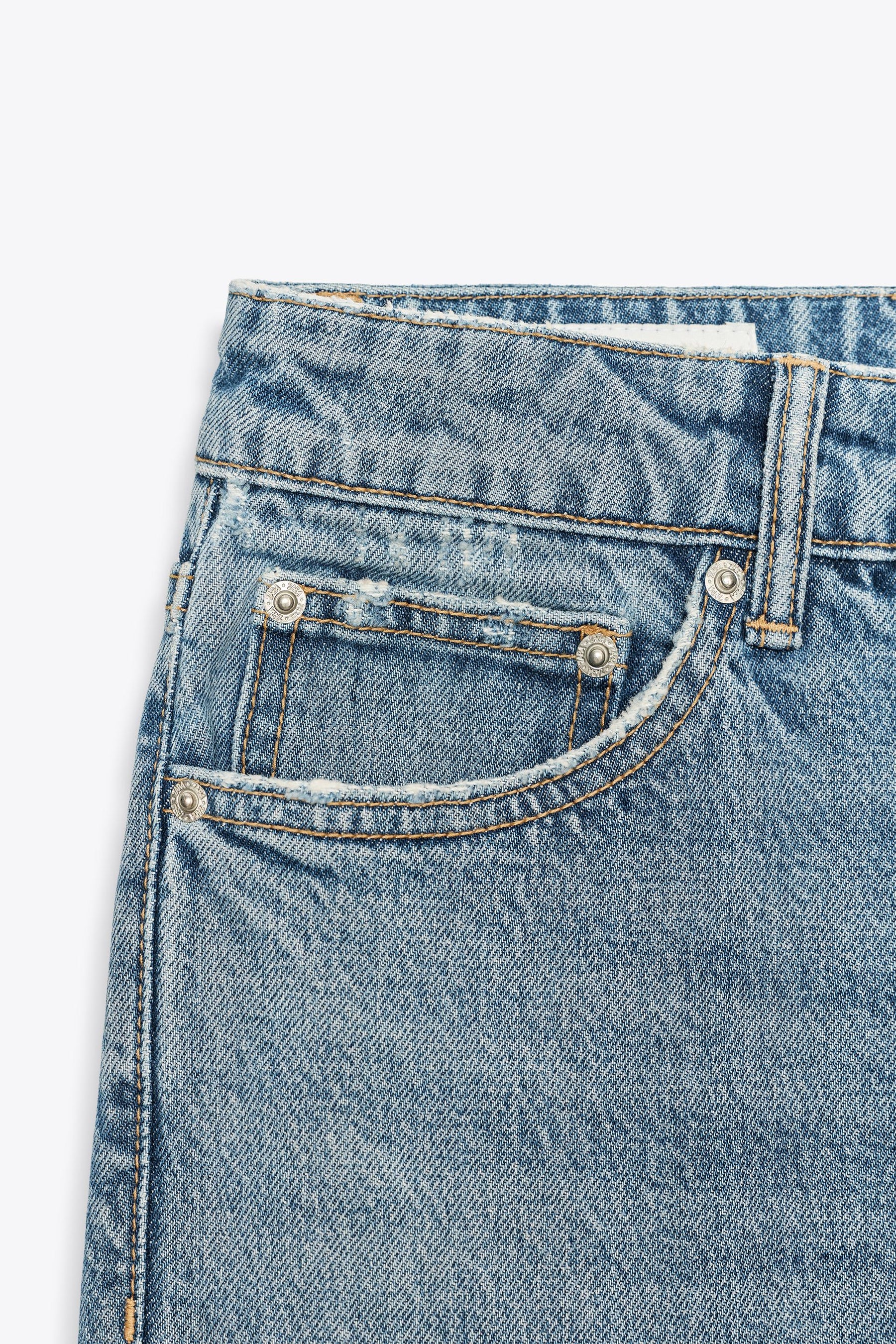 Straight High-Waist Jeans