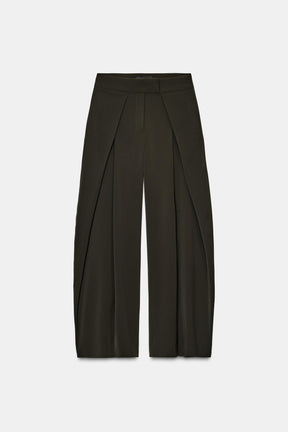 Flowing Trousers with Darts