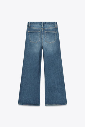 Wide-Leg High-Waist Jeans