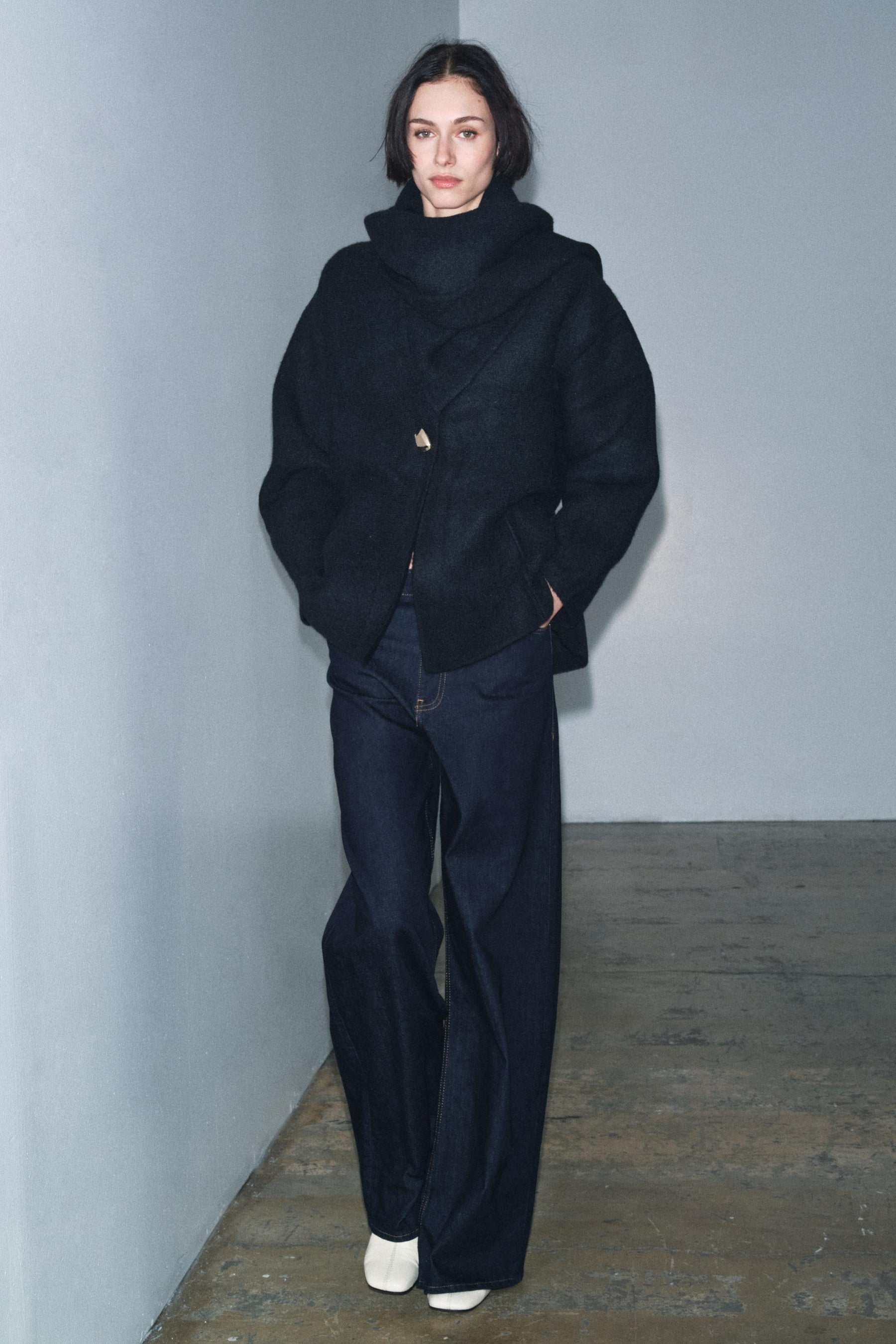 High-Rise Wide Jeans