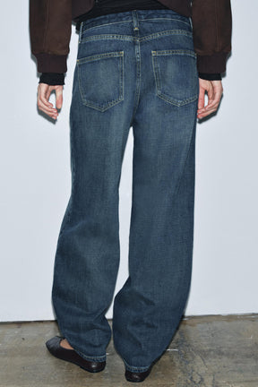Mid-waist barrel jeans