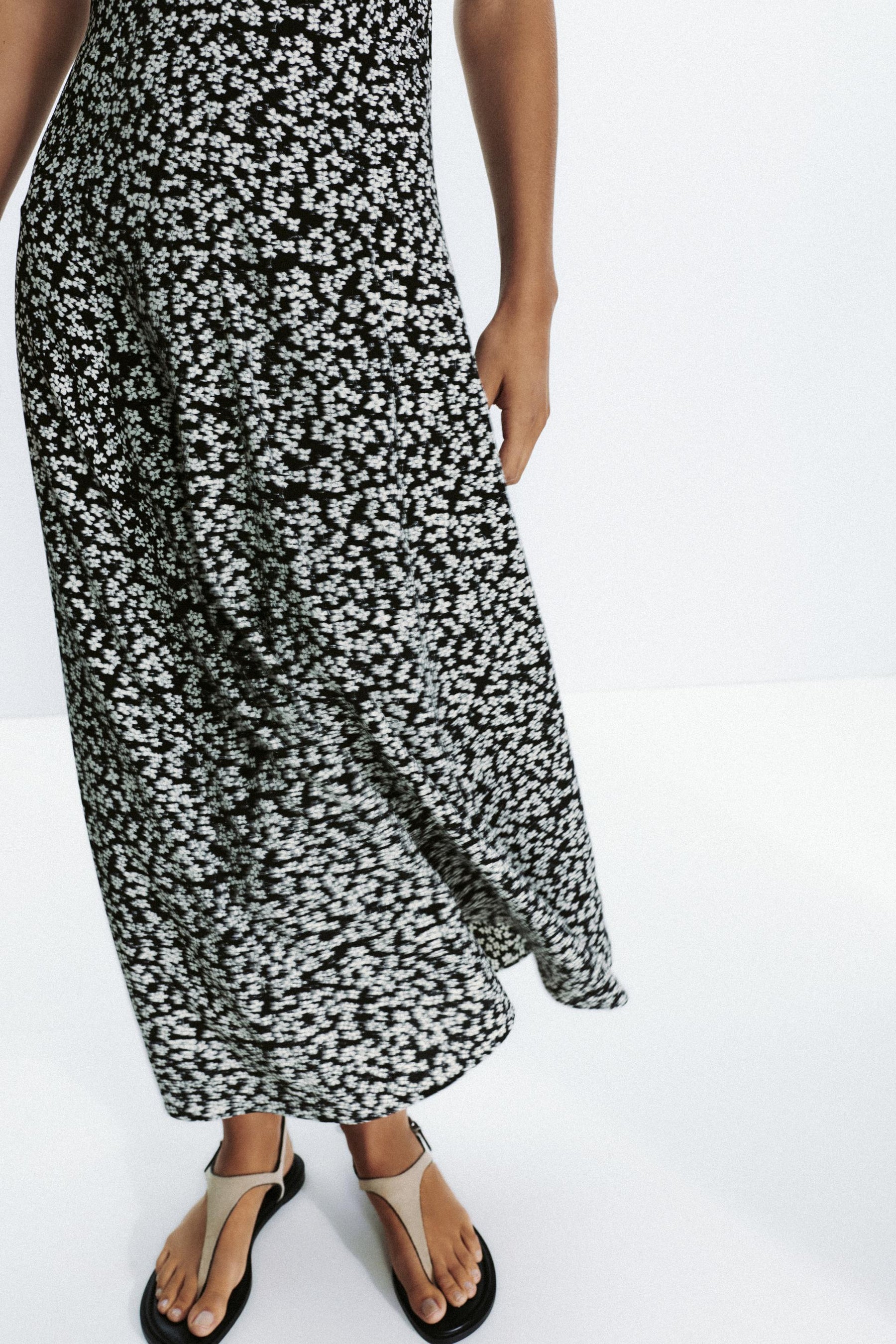 FLORAL PRINT MIDI DRESS - Image 5