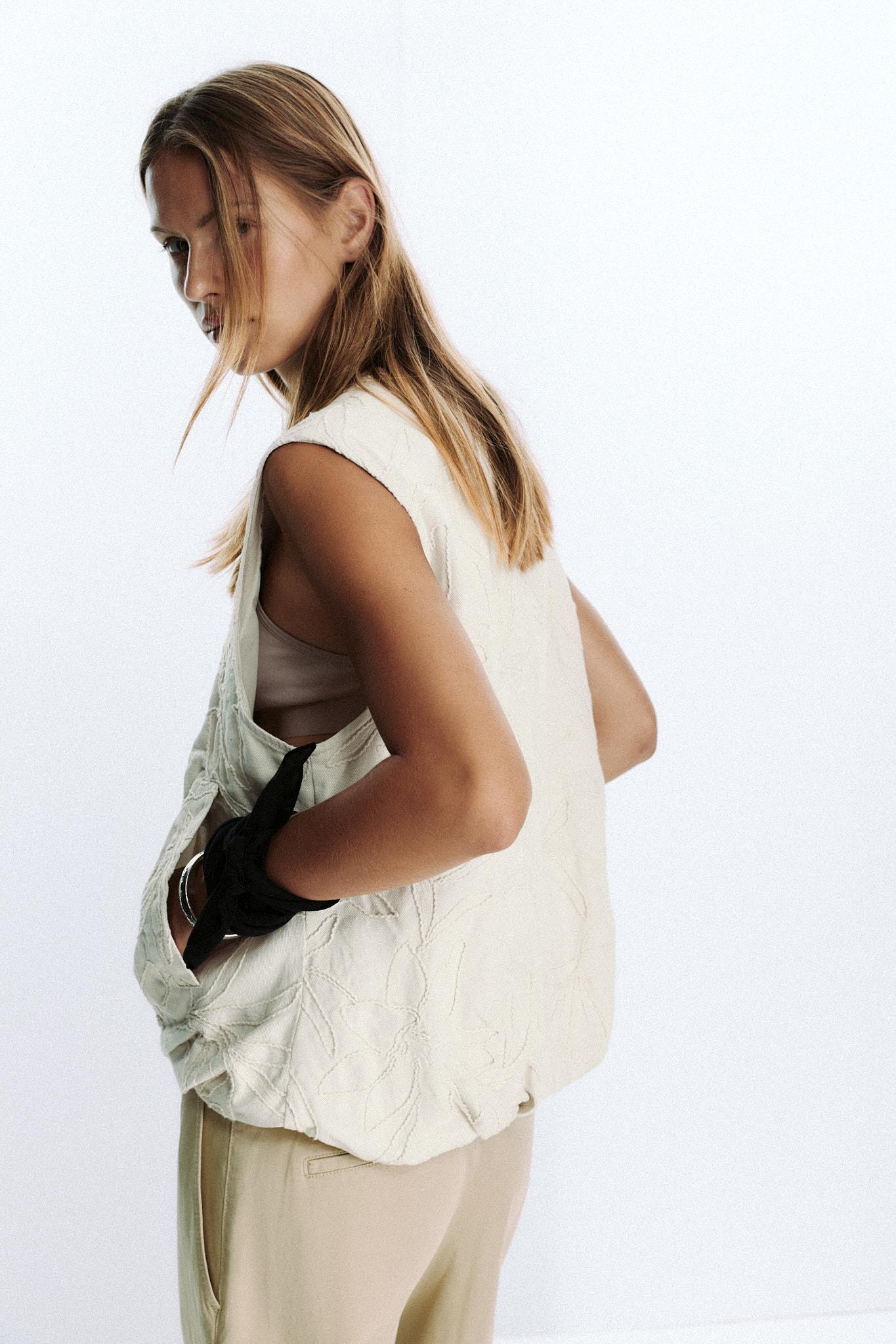 EMBROIDERED GILET - Image 5