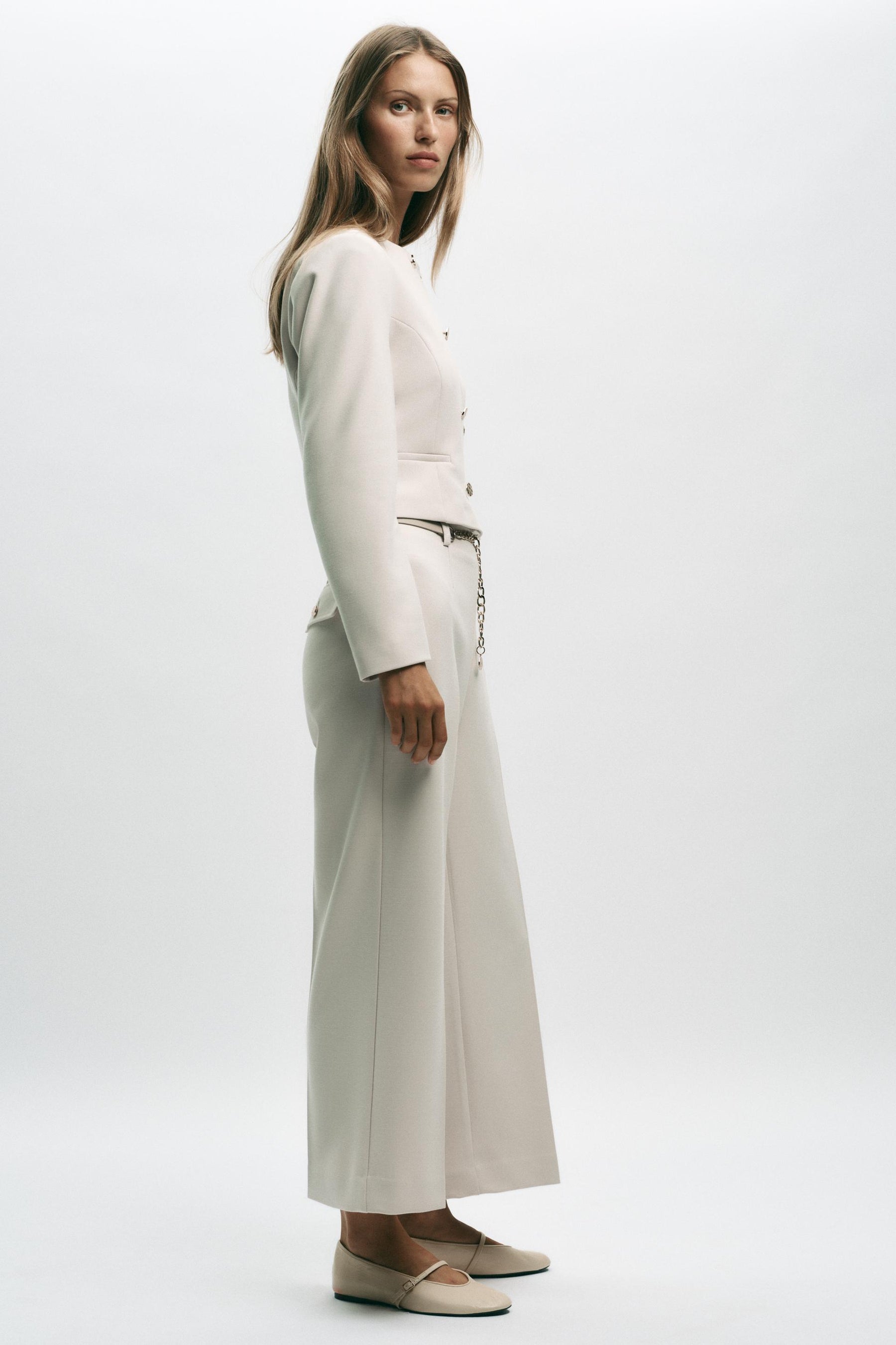 Cropped Trousers with Chain