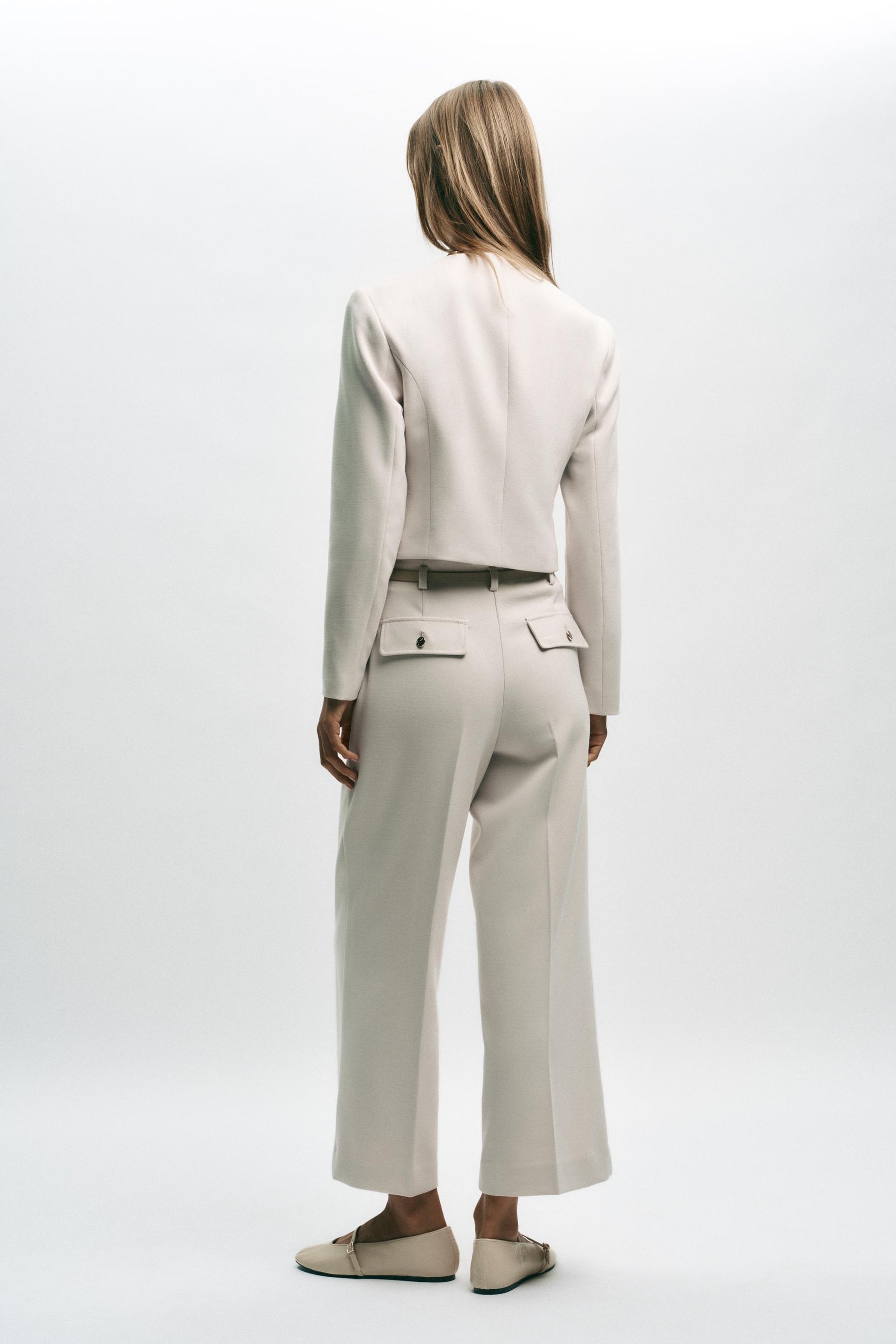 Cropped Trousers with Chain