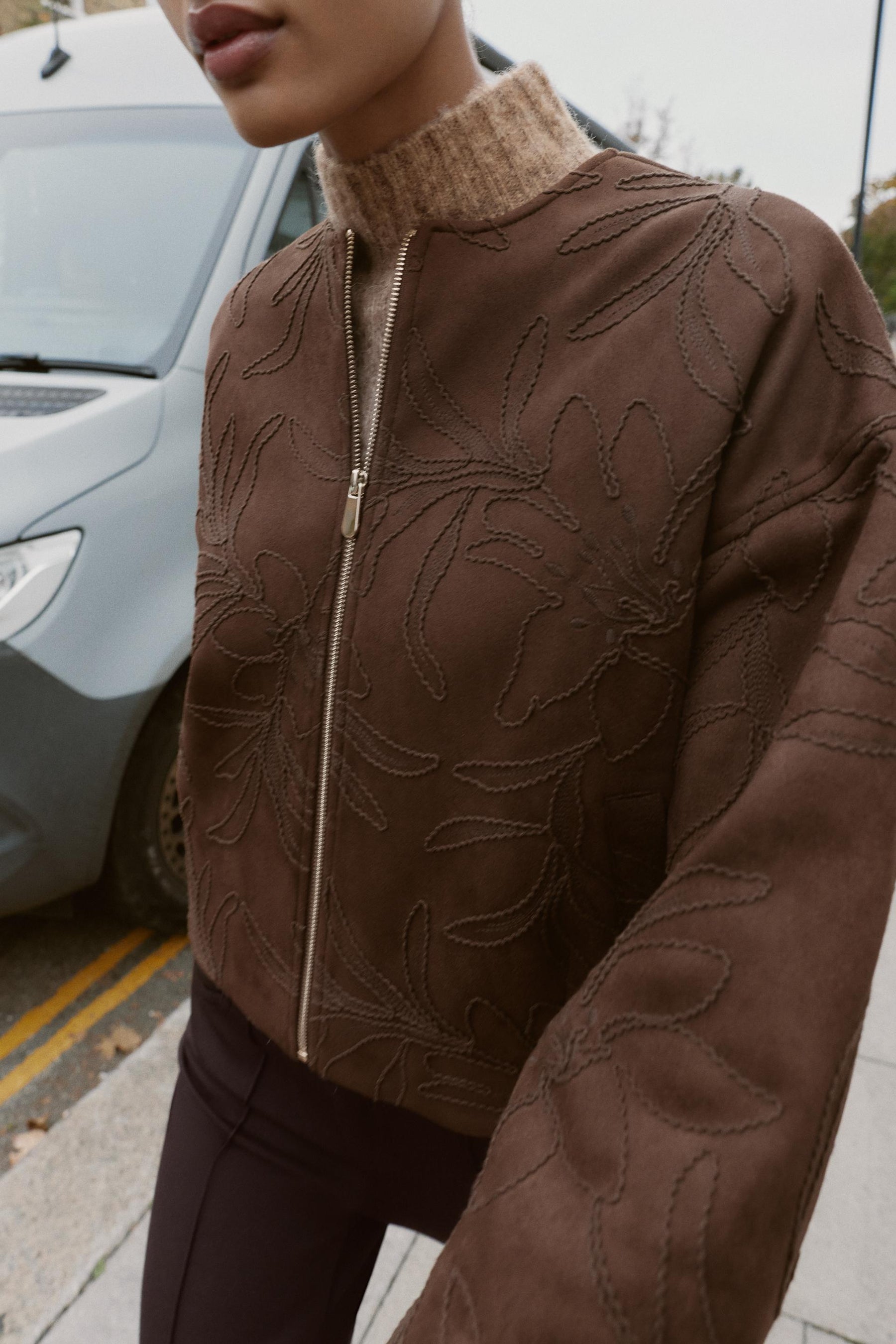 EMBROIDERED FAUX SUEDE BOMBER JACKET - Image 5
