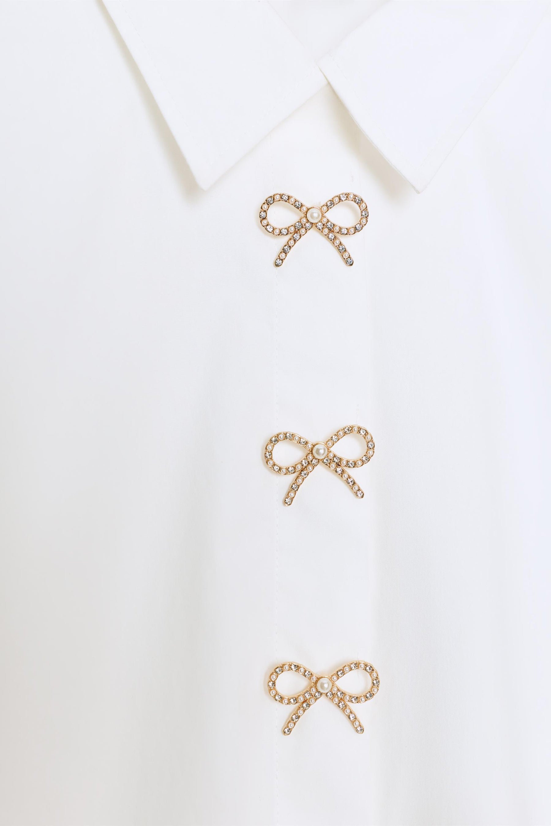 RHINESTONE BUTTON POPLIN SHIRT