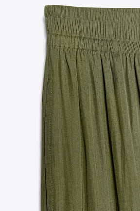 WIDE FLOWING TROUSERS
