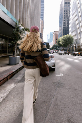 Wide-leg elastic trousers