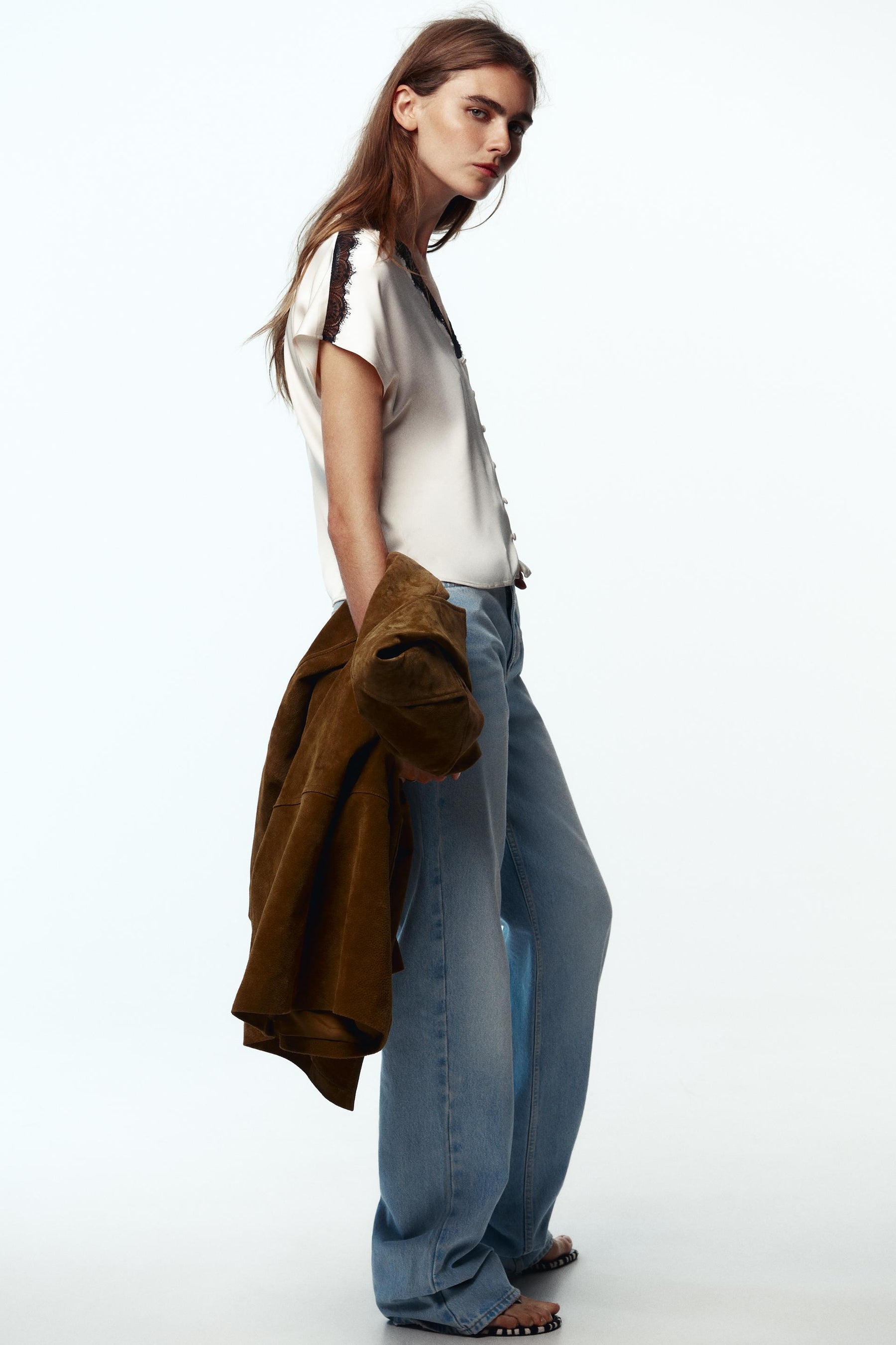 CONTRAST LACE SATIN BLOUSE