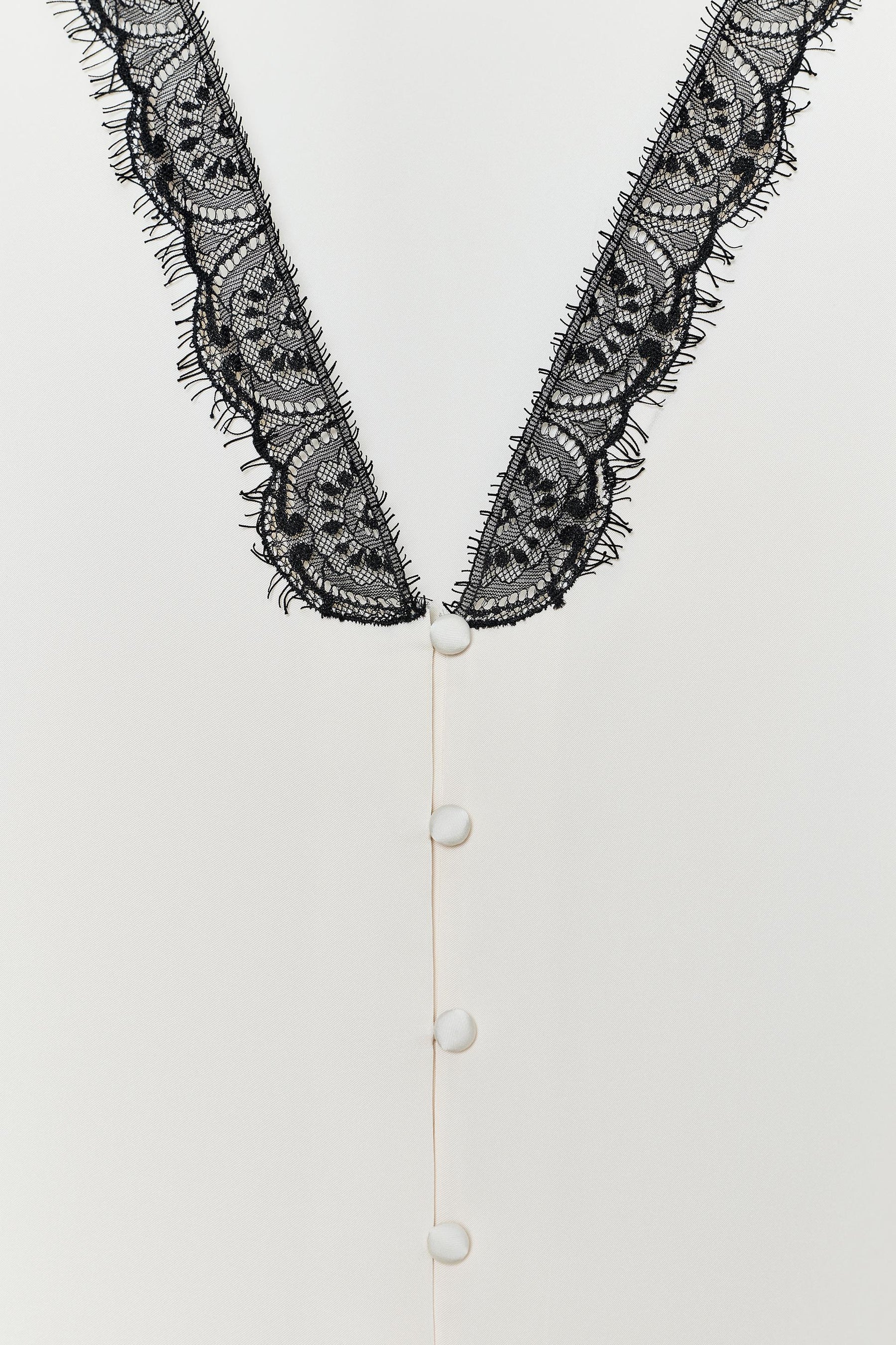 CONTRAST LACE SATIN BLOUSE