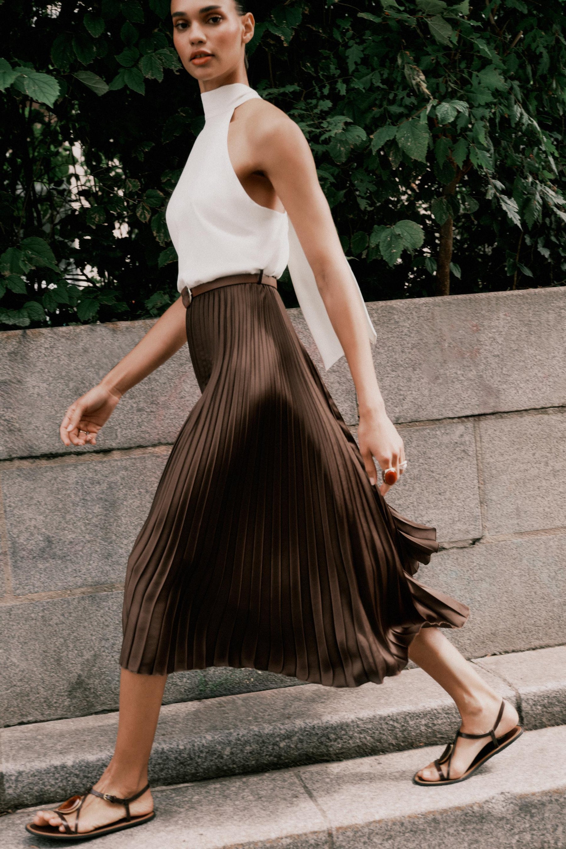 PLEATED COMBINED MIDI DRESS - Image 4