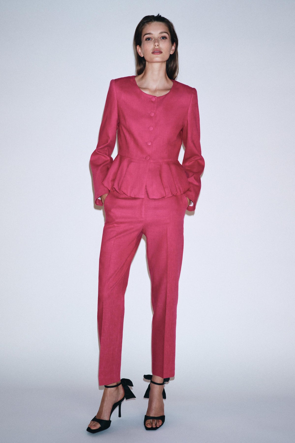 High-waist Linen Trousers