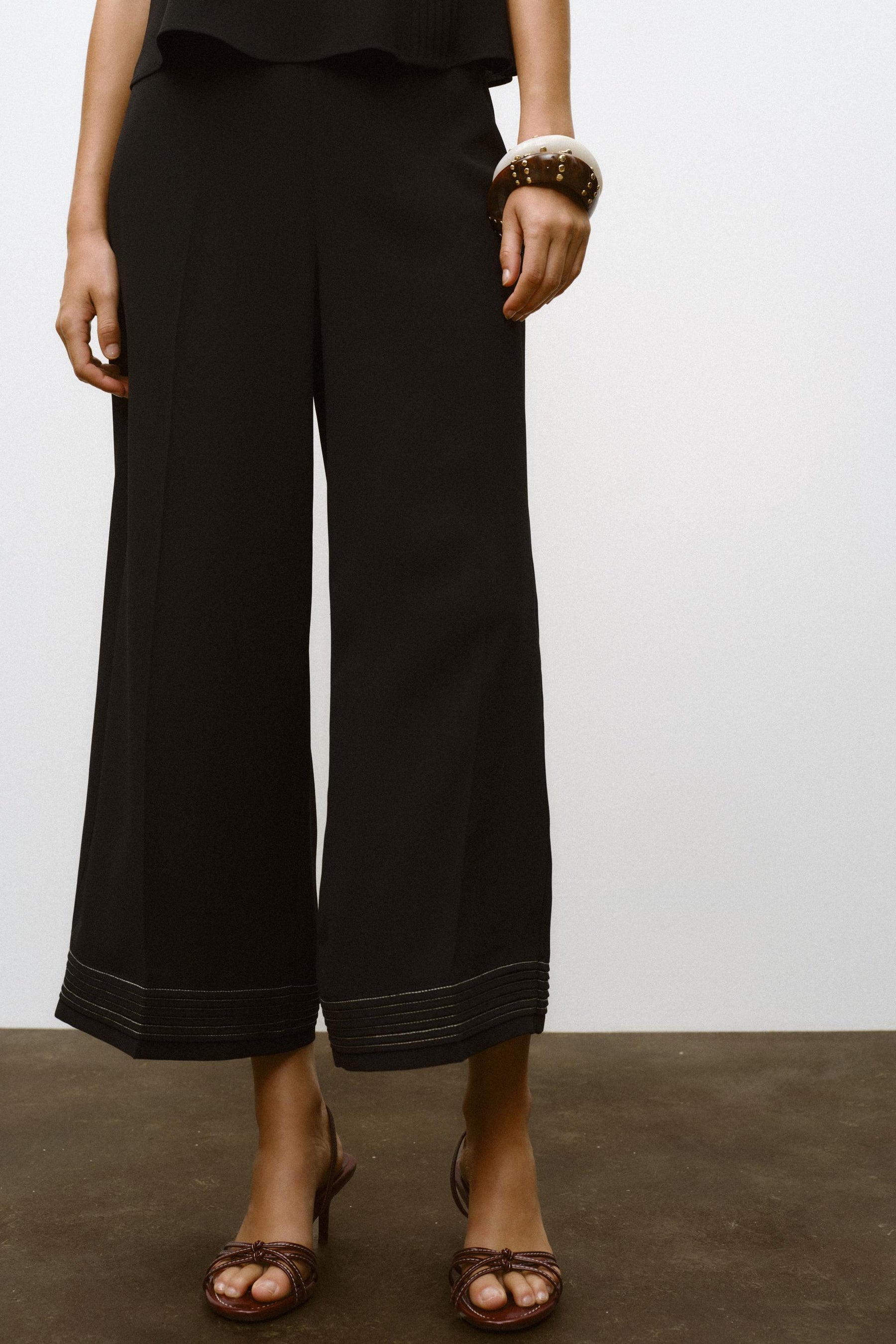Pleated Culotte Trousers