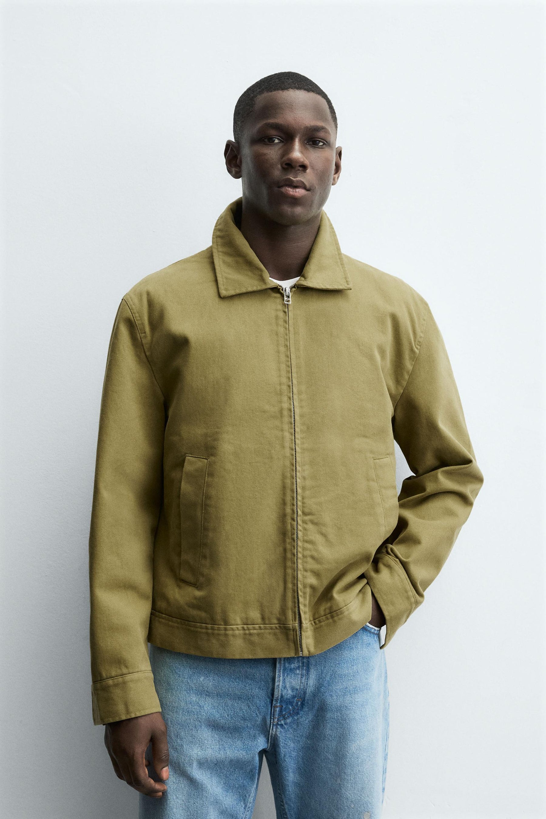 TEXTURED ZIP-UP OVERSHIRT - Image 2