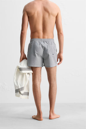 SEERSUCKER MID-LENGTH SWIMMING TRUNKS - Image 4