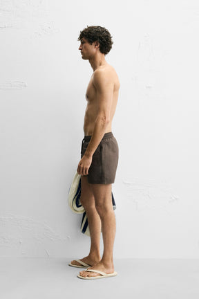 BASIC MID-LENGTH SWIMMING TRUNKS - Image 4
