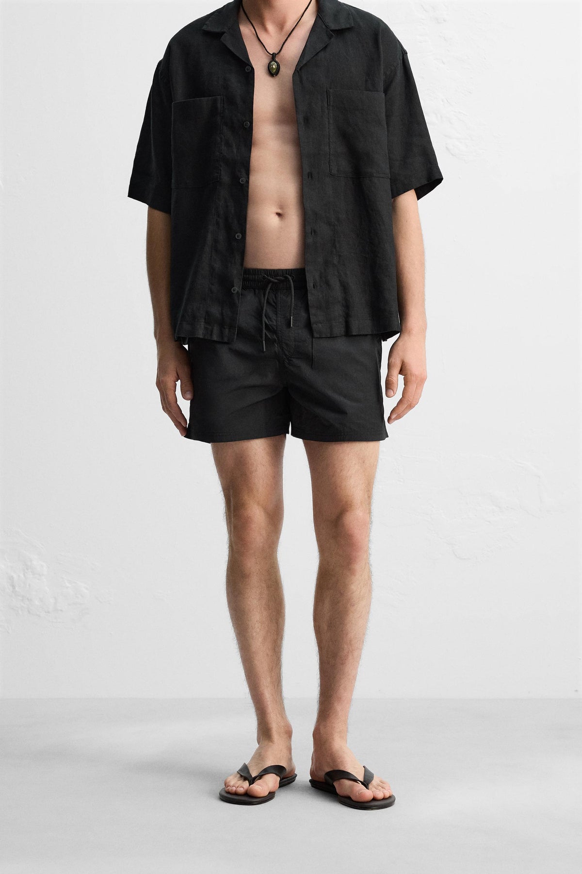 BASIC MID-LENGTH SWIMMING TRUNKS - Image 2