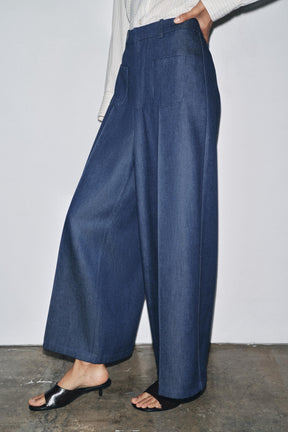 High-Waist Trousers