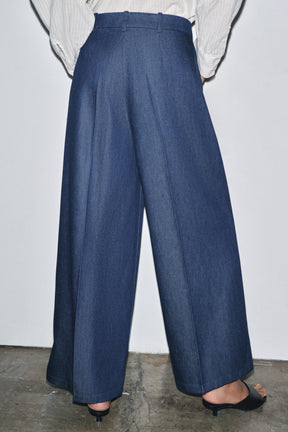 High-Waist Trousers