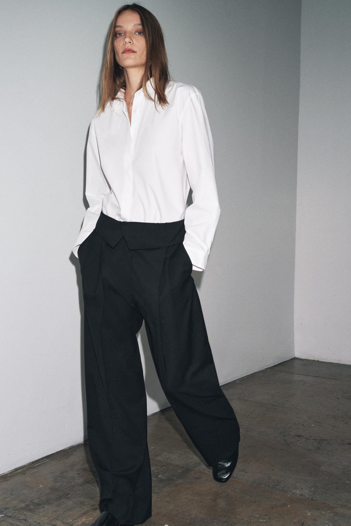 Wool Trousers with Turn-up