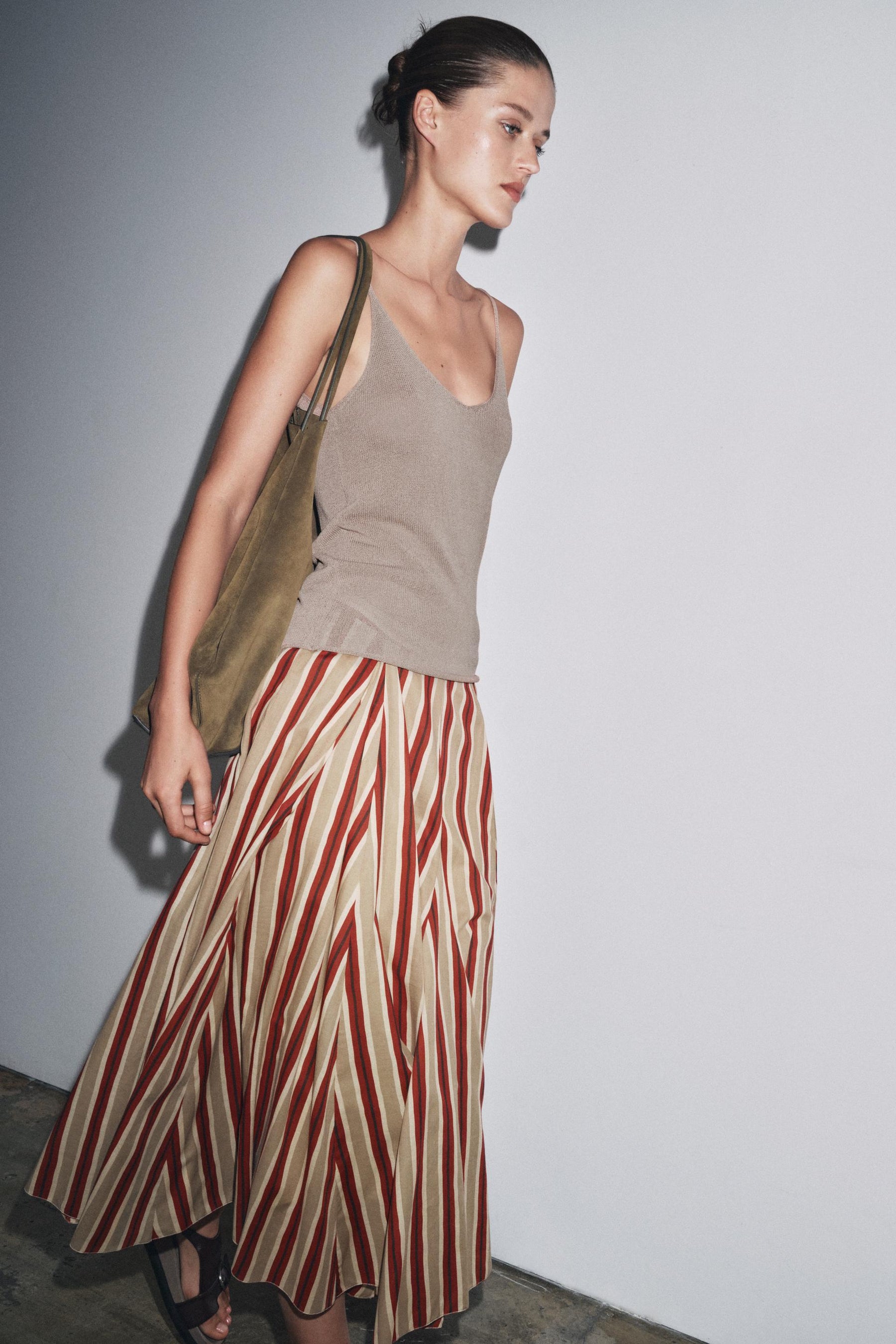 KNITTED STRAPPY TOP - Image 4