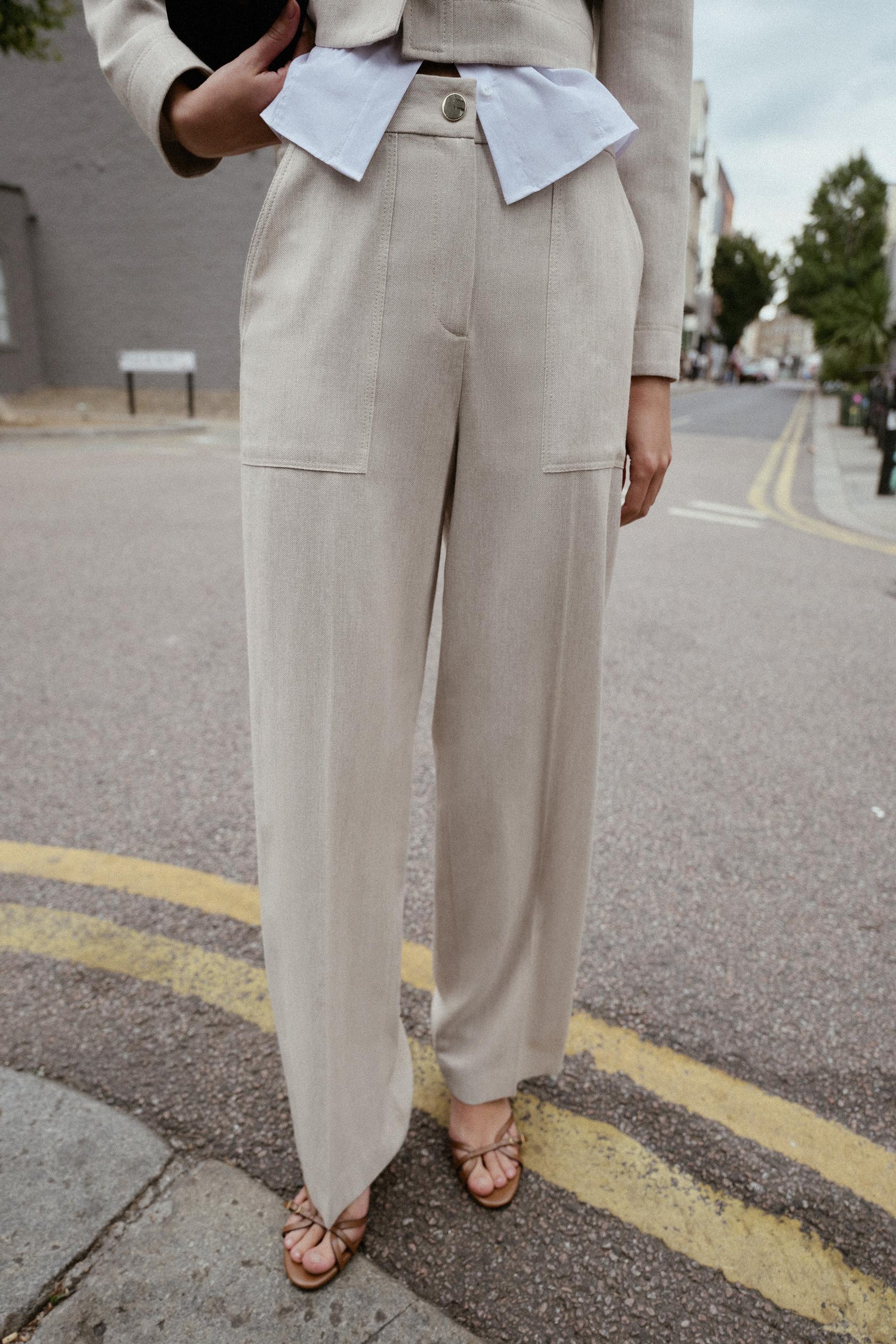 TOPSTITCHED STRAIGHT FIT TROUSERS