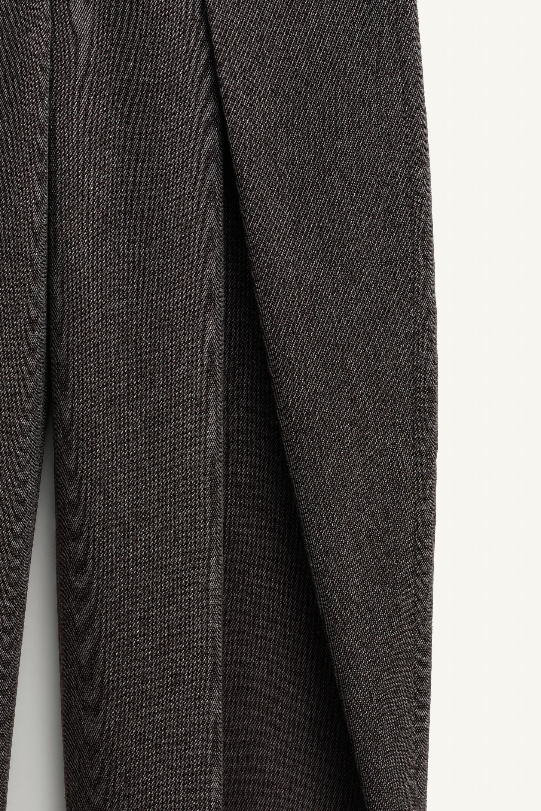 Pleated Wool Volume Trousers