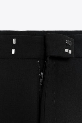 Straight-leg trousers